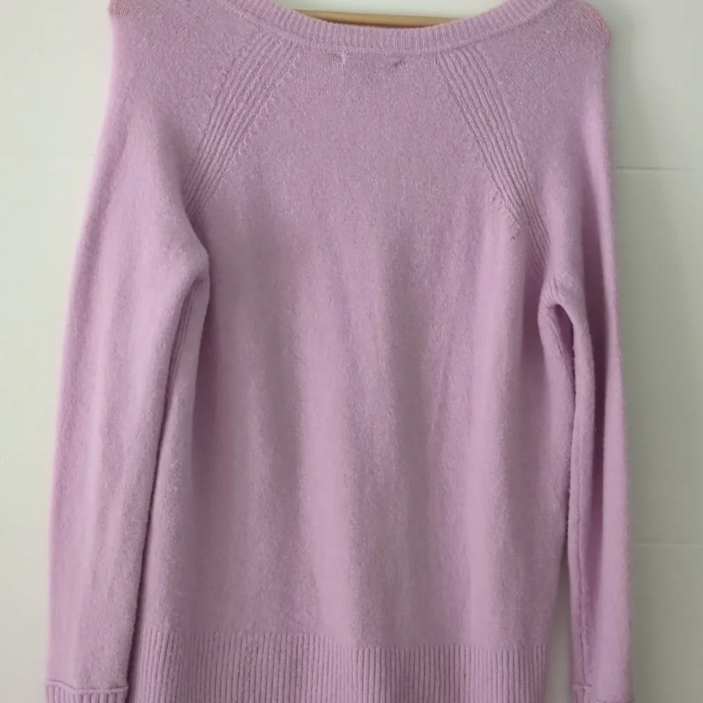 J crew V-neck Soft Yarn Wool Alpaca Mix High Low lilac Pullover Side Splits Sz S